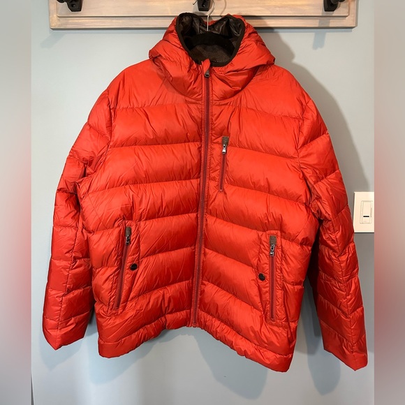 MICHAEL Michael Kors Other - Michael Michael Kors Men's Down Feathers Nylon Lightweight Puffer Jacket in Red